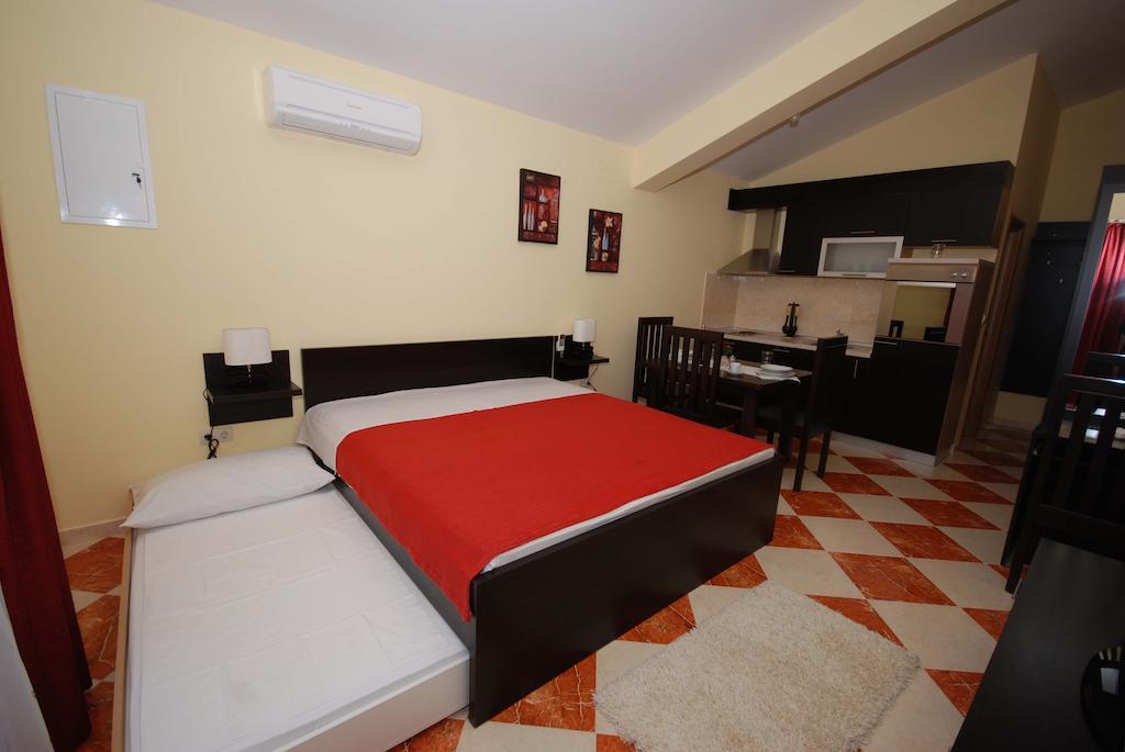 Apartments Stepic Trogir Bilik gambar